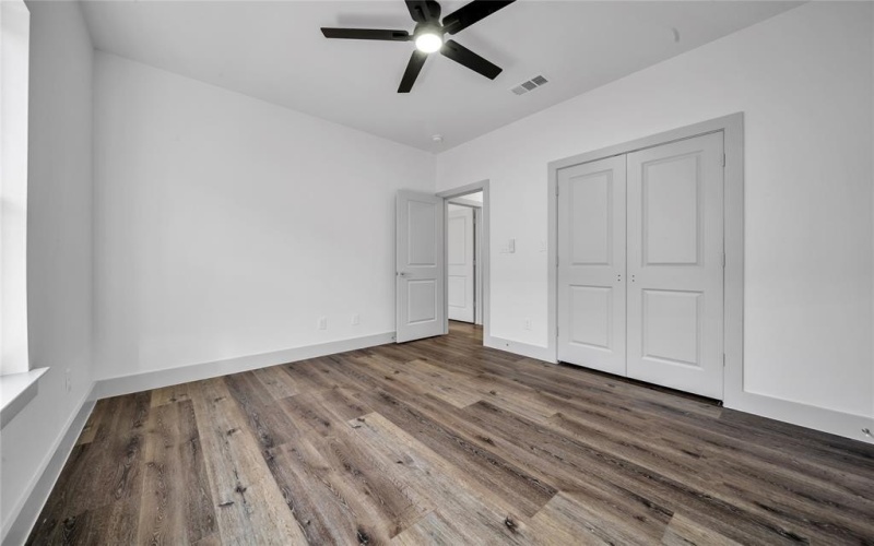 2404 Givendale Road, Dallas, TX 75241, 3 Bedrooms Bedrooms, ,2 BathroomsBathrooms,Residential,For Sale,2404 Givendale Road,20862311