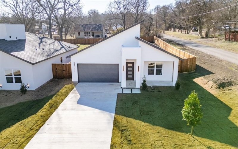 2404 Givendale Road, Dallas, TX 75241, 3 Bedrooms Bedrooms, ,2 BathroomsBathrooms,Residential,For Sale,2404 Givendale Road,20862311