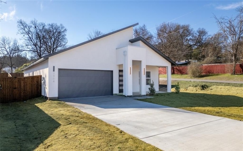 2404 Givendale Road, Dallas, TX 75241, 3 Bedrooms Bedrooms, ,2 BathroomsBathrooms,Residential,For Sale,2404 Givendale Road,20862311