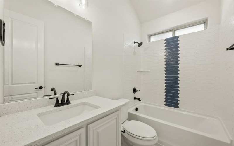 809 Turnbull Avenue, Fort Worth, TX 76247, 4 Bedrooms Bedrooms, ,3 BathroomsBathrooms,Residential,For Sale,809 Turnbull Avenue,20862320