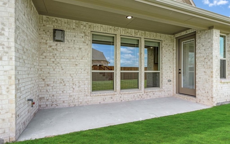 809 Turnbull Avenue, Fort Worth, TX 76247, 4 Bedrooms Bedrooms, ,3 BathroomsBathrooms,Residential,For Sale,809 Turnbull Avenue,20862320