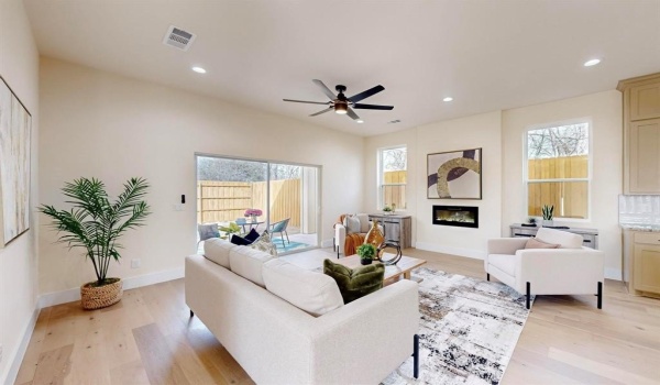 1525 Mcbroom Street, Dallas, TX 75212, 5 Bedrooms Bedrooms, ,5 BathroomsBathrooms,Residential,For Sale,1525 Mcbroom Street,20862663