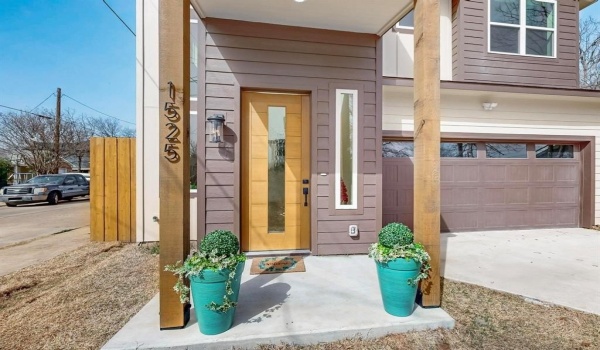 1525 Mcbroom Street, Dallas, TX 75212, 5 Bedrooms Bedrooms, ,5 BathroomsBathrooms,Residential,For Sale,1525 Mcbroom Street,20862663