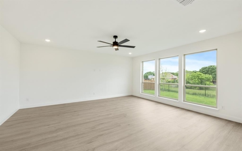 1102 Peacock Lane, Wylie, TX 75098, 5 Bedrooms Bedrooms, ,3 BathroomsBathrooms,Residential,For Sale,1102 Peacock Lane,20862698