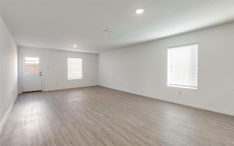 912 Blue Heron Drive, Princeton, TX 75407, 3 Bedrooms Bedrooms, ,2 BathroomsBathrooms,Residential,For Sale,912 Blue Heron Drive,20862837