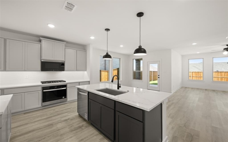 328 Deer Ridge Drive, Aledo, TX 76008, 4 Bedrooms Bedrooms, ,3 BathroomsBathrooms,Residential,For Sale,328 Deer Ridge Drive,20862894