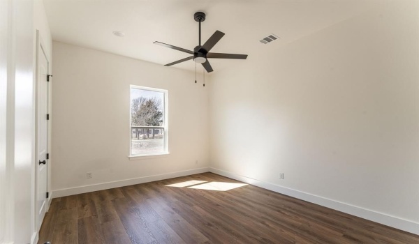 204 Deer Glade Court, Azle, TX 76020, 4 Bedrooms Bedrooms, ,3 BathroomsBathrooms,Residential,For Sale,204 Deer Glade Court,20862958