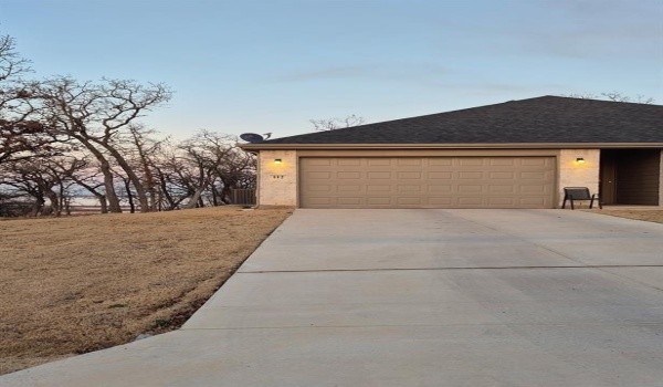 112 Hogan Place, Runaway Bay, TX 76426, 4 Bedrooms Bedrooms, ,2 BathroomsBathrooms,Residential,For Sale,112 Hogan Place,20863064