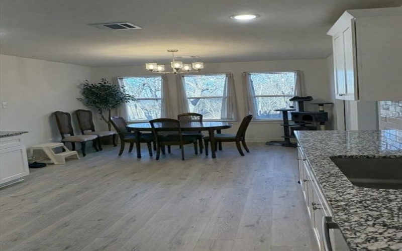 112 Hogan Place, Runaway Bay, TX 76426, 4 Bedrooms Bedrooms, ,2 BathroomsBathrooms,Residential,For Sale,112 Hogan Place,20863064