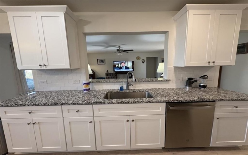 112 Hogan Place, Runaway Bay, TX 76426, 4 Bedrooms Bedrooms, ,2 BathroomsBathrooms,Residential,For Sale,112 Hogan Place,20863064