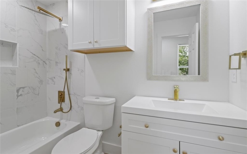 2101 Church Street, Greenville, TX 75401, 3 Habitaciones Habitaciones , ,2 BañosBaños,Residential Lease,En Alquiler,2101 Church Street,20863100