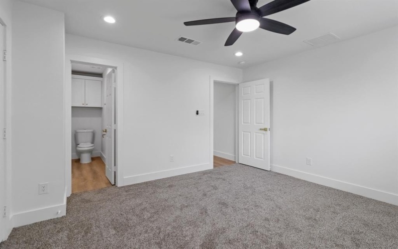 2101 Church Street, Greenville, TX 75401, 3 Habitaciones Habitaciones , ,2 BañosBaños,Residential Lease,En Alquiler,2101 Church Street,20863100