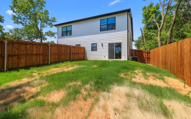2101 Church Street, Greenville, TX 75401, 3 Habitaciones Habitaciones , ,2 BañosBaños,Residential Lease,En Alquiler,2101 Church Street,20863100