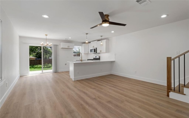 2101 Church Street, Greenville, TX 75401, 3 Habitaciones Habitaciones , ,2 BañosBaños,Residential Lease,En Alquiler,2101 Church Street,20863100