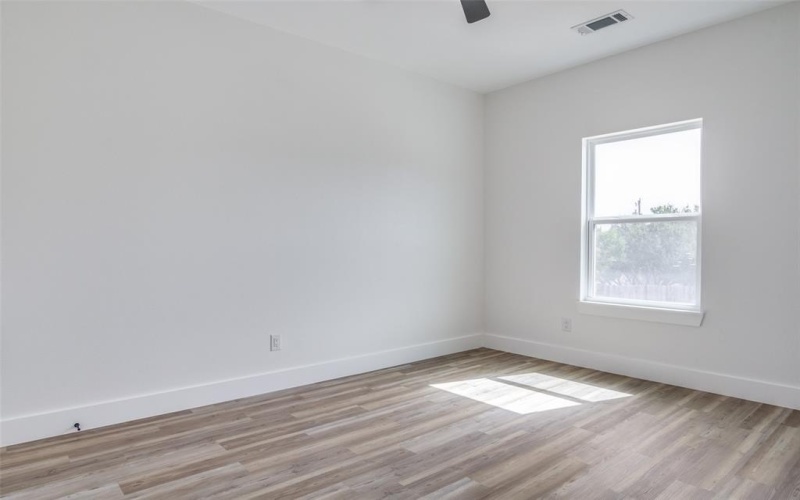 3308 Brazos River Drive, Granbury, TX 76048, 3 Bedrooms Bedrooms, ,2 BathroomsBathrooms,Residential,For Sale,3308 Brazos River Drive,20863405