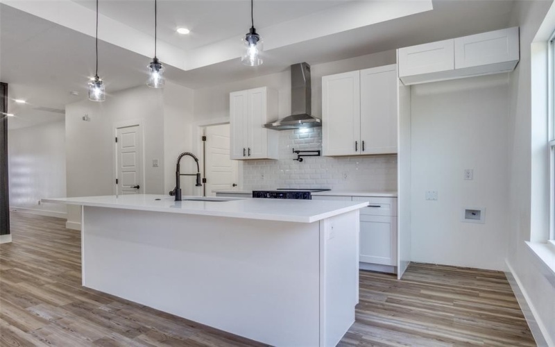 3308 Brazos River Drive, Granbury, TX 76048, 3 Bedrooms Bedrooms, ,2 BathroomsBathrooms,Residential,For Sale,3308 Brazos River Drive,20863405