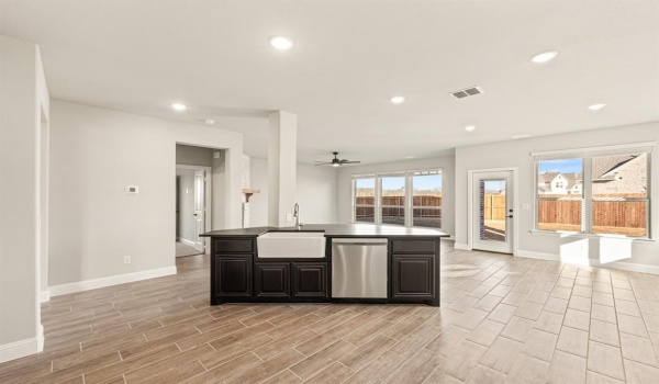 44 Mockingbird Lane, Sanger, TX 76266, 5 Habitaciones Habitaciones , ,3 BañosBaños,Residential,En Venta,44 Mockingbird Lane,20863485