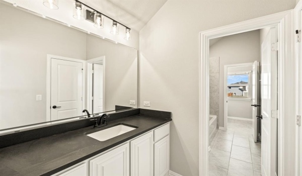 44 Mockingbird Lane, Sanger, TX 76266, 5 Habitaciones Habitaciones , ,3 BañosBaños,Residential,En Venta,44 Mockingbird Lane,20863485