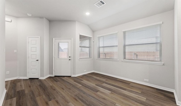 1209 Newport Road, Sherman, TX 75090, 3 Bedrooms Bedrooms, ,2 BathroomsBathrooms,Residential,For Sale,1209 Newport Road,20861232