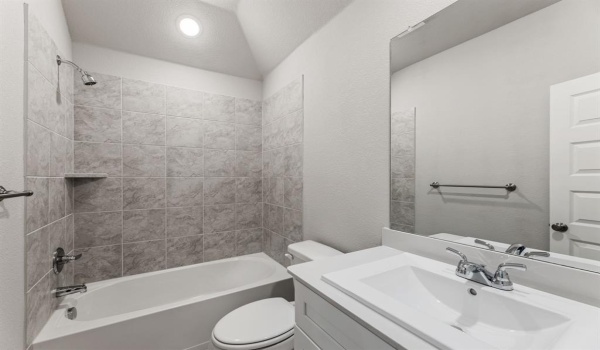 1209 Newport Road, Sherman, TX 75090, 3 Bedrooms Bedrooms, ,2 BathroomsBathrooms,Residential,For Sale,1209 Newport Road,20861232