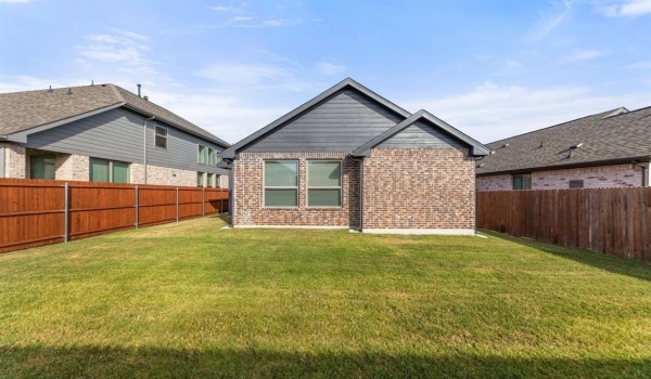 1209 Newport Road, Sherman, TX 75090, 3 Bedrooms Bedrooms, ,2 BathroomsBathrooms,Residential,For Sale,1209 Newport Road,20861232