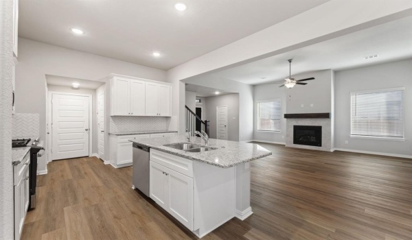 1209 Newport Road, Sherman, TX 75090, 3 Bedrooms Bedrooms, ,2 BathroomsBathrooms,Residential,For Sale,1209 Newport Road,20861232