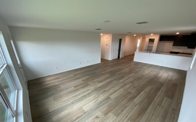 5920 Nyquist Way, Forney, TX 75126, 3 Bedrooms Bedrooms, ,2 BathroomsBathrooms,Residential,For Sale,5920 Nyquist Way,20861363