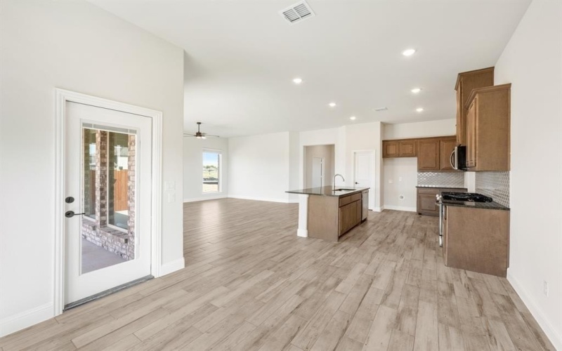 207 Cortese Lane, Alvarado, TX 76009, 3 Bedrooms Bedrooms, ,2 BathroomsBathrooms,Residential,For Sale,207 Cortese Lane,20861461