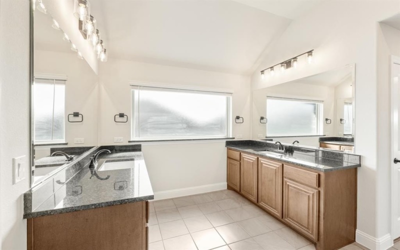 207 Cortese Lane, Alvarado, TX 76009, 3 Bedrooms Bedrooms, ,2 BathroomsBathrooms,Residential,For Sale,207 Cortese Lane,20861461