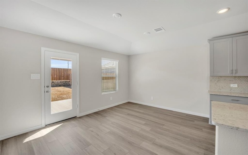 315 Sugarlands Drive, Greenville, TX 75402, 3 Habitaciones Habitaciones , ,2 BañosBaños,Residential,En Venta,315 Sugarlands Drive,20863810
