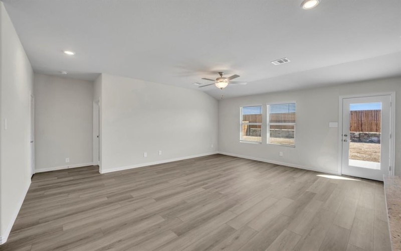 315 Sugarlands Drive, Greenville, TX 75402, 3 Habitaciones Habitaciones , ,2 BañosBaños,Residential,En Venta,315 Sugarlands Drive,20863810