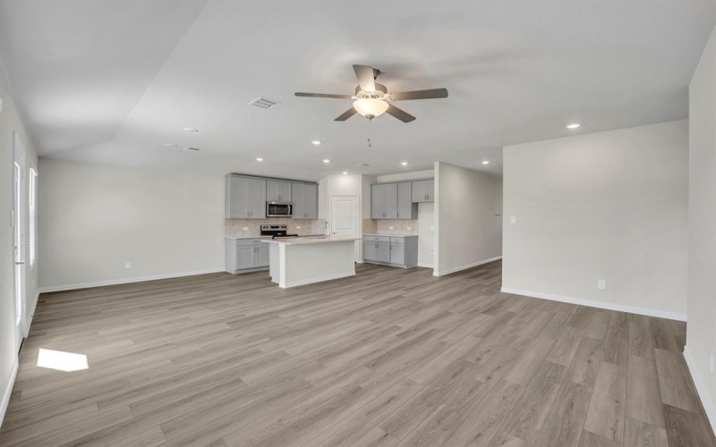 315 Sugarlands Drive, Greenville, TX 75402, 3 Habitaciones Habitaciones , ,2 BañosBaños,Residential,En Venta,315 Sugarlands Drive,20863810