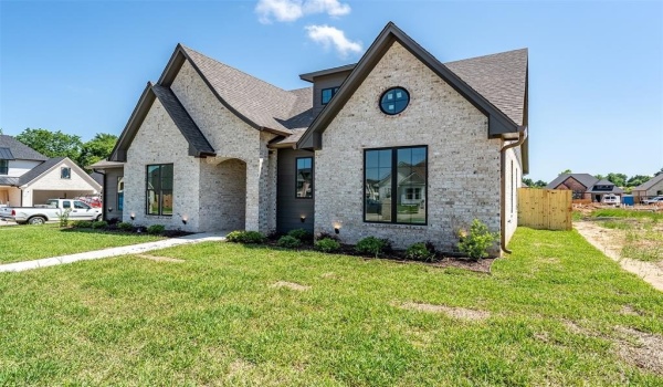 4618 Flat Creek Cove, Tyler, TX 75703, 4 Habitaciones Habitaciones , ,3 BañosBaños,Residential,En Venta,4618 Flat Creek Cove,20861572