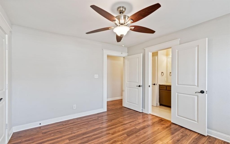 818 N Beckley Avenue, Dallas, TX 75203, 4 Bedrooms Bedrooms, ,5 BathroomsBathrooms,Residential Multi Family,For Sale,818 N Beckley Avenue,20863993