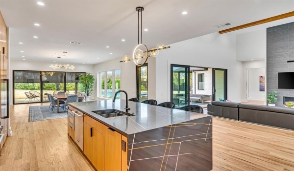 7533 Royal Place, Dallas, TX 75230, 5 Bedrooms Bedrooms, ,5 BathroomsBathrooms,Residential,For Sale,7533 Royal Place,20861705