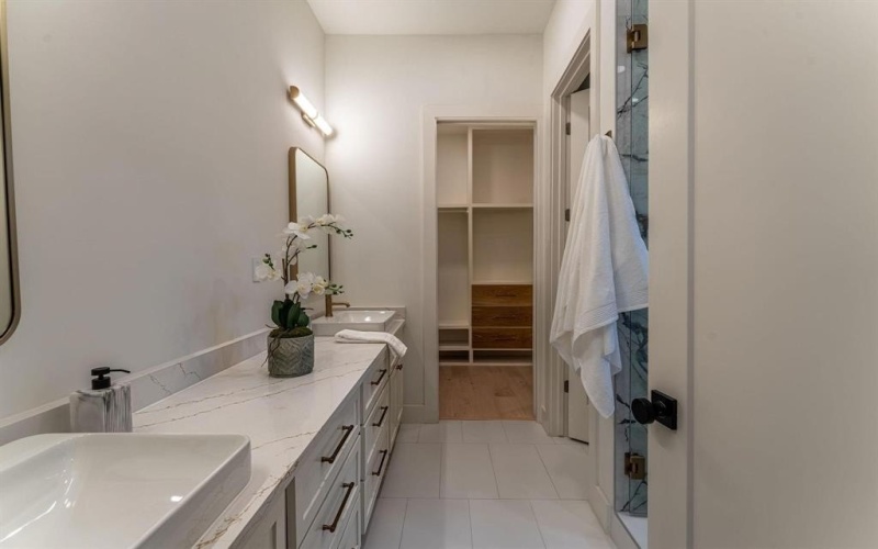 2001 Lucille Street, Dallas, TX 75204, 3 Bedrooms Bedrooms, ,3 BathroomsBathrooms,Residential Lease,For Rent,2001 Lucille Street,20861729