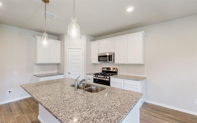 3516 Coronation Court, Denton, TX 76208, 4 Bedrooms Bedrooms, ,2 BathroomsBathrooms,Residential,For Sale,3516 Coronation Court,20864070