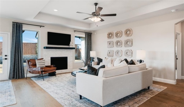 412 Breeds Hill Road, Little Elm, TX 75068, 4 Bedrooms Bedrooms, ,3 BathroomsBathrooms,Residential,For Sale,412 Breeds Hill Road,20861760