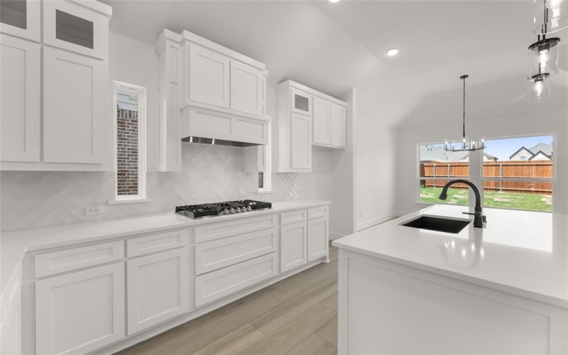 316 Loretta Lane, Burleson, TX 76028, 4 Bedrooms Bedrooms, ,5 BathroomsBathrooms,Residential,For Sale,316 Loretta Lane,20861788