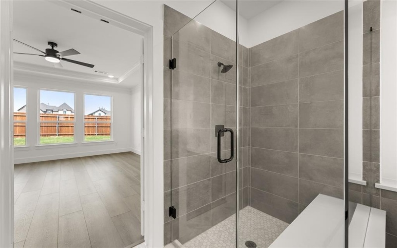 316 Loretta Lane, Burleson, TX 76028, 4 Bedrooms Bedrooms, ,5 BathroomsBathrooms,Residential,For Sale,316 Loretta Lane,20861788