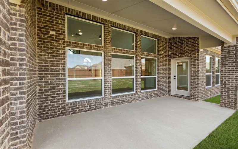 316 Loretta Lane, Burleson, TX 76028, 4 Bedrooms Bedrooms, ,5 BathroomsBathrooms,Residential,For Sale,316 Loretta Lane,20861788