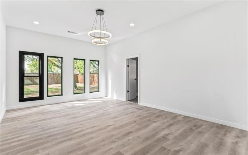 3540 Fontana Drive, Dallas, TX 75220, 4 Bedrooms Bedrooms, ,3 BathroomsBathrooms,Residential,For Sale,3540 Fontana Drive,20861792