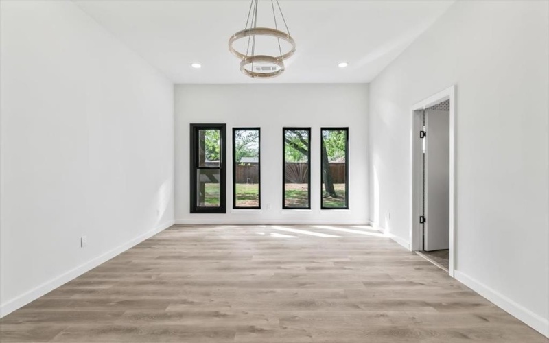 3540 Fontana Drive, Dallas, TX 75220, 4 Bedrooms Bedrooms, ,3 BathroomsBathrooms,Residential,For Sale,3540 Fontana Drive,20861792