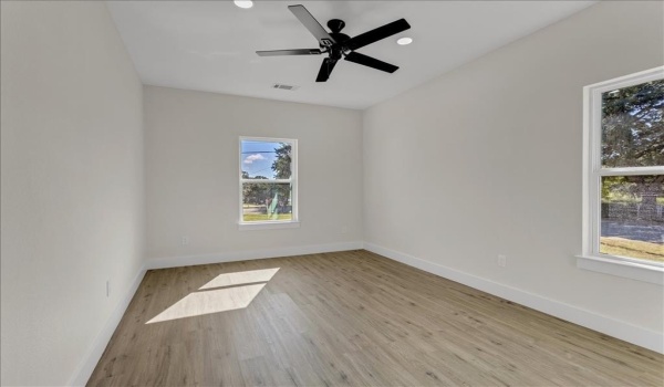 1001 N Oak Drive, Denison, TX 75020, 4 Bedrooms Bedrooms, ,2 BathroomsBathrooms,Residential,For Sale,1001 N Oak Drive,20861820