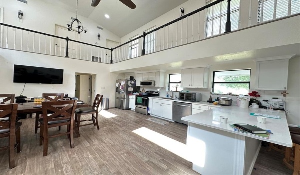17023 Creekside Drive, Lindale, TX 75771, ,Commercial Sale,En Venta,17023 Creekside Drive,20861866