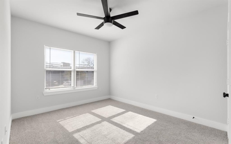 2451 Macon Street, Dallas, TX 75215, 3 Bedrooms Bedrooms, ,2 BathroomsBathrooms,Residential,For Sale,2451 Macon Street,20864168
