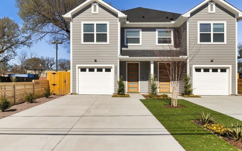 2451 Macon Street, Dallas, TX 75215, 3 Bedrooms Bedrooms, ,2 BathroomsBathrooms,Residential,For Sale,2451 Macon Street,20864168