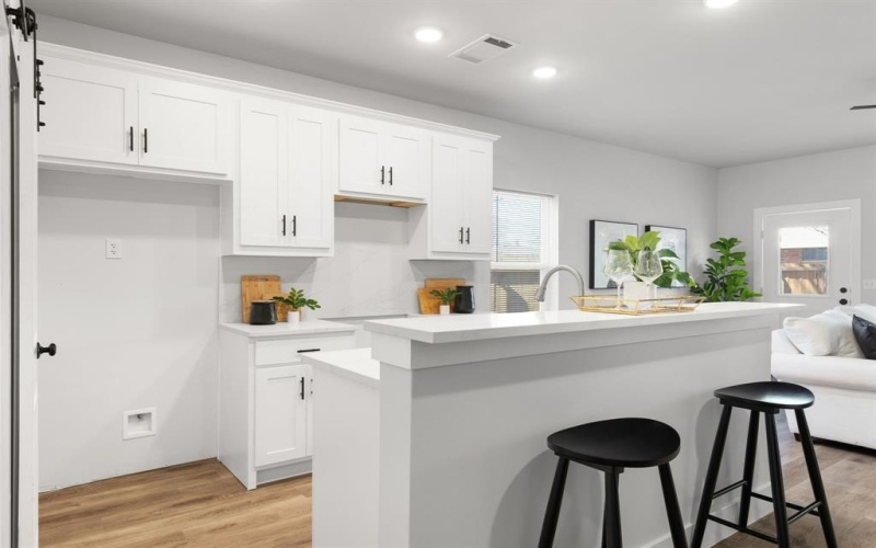 2451 Macon Street, Dallas, TX 75215, 3 Bedrooms Bedrooms, ,2 BathroomsBathrooms,Residential,For Sale,2451 Macon Street,20864168