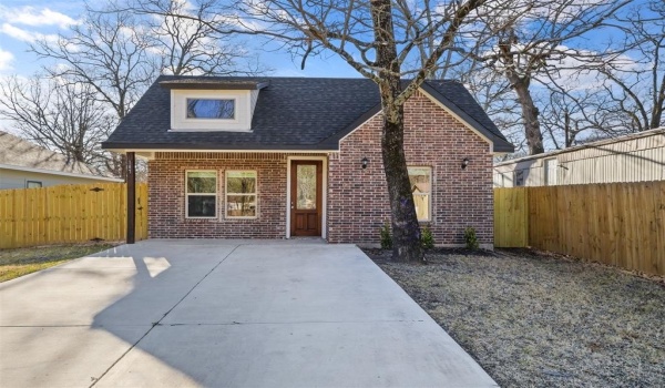 147 Mohican Trail, Mabank, TX 75156, 3 Bedrooms Bedrooms, ,2 BathroomsBathrooms,Residential,For Sale,147 Mohican Trail,20864527