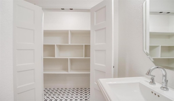 179 Cedar Mountain Drive, Weatherford, TX 76085, 3 Bedrooms Bedrooms, ,3 BathroomsBathrooms,Residential,For Sale,179 Cedar Mountain Drive,20864633